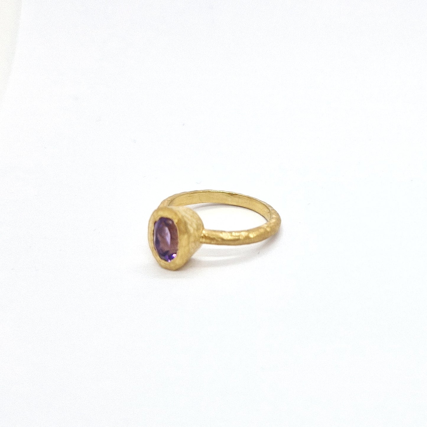 Anello con ametista in argento 925 dorato