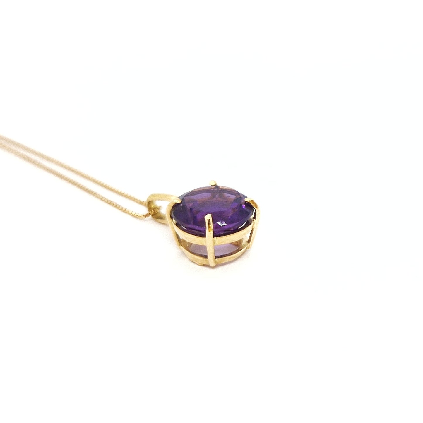 Collana con ametista in oro giallo 18 kt