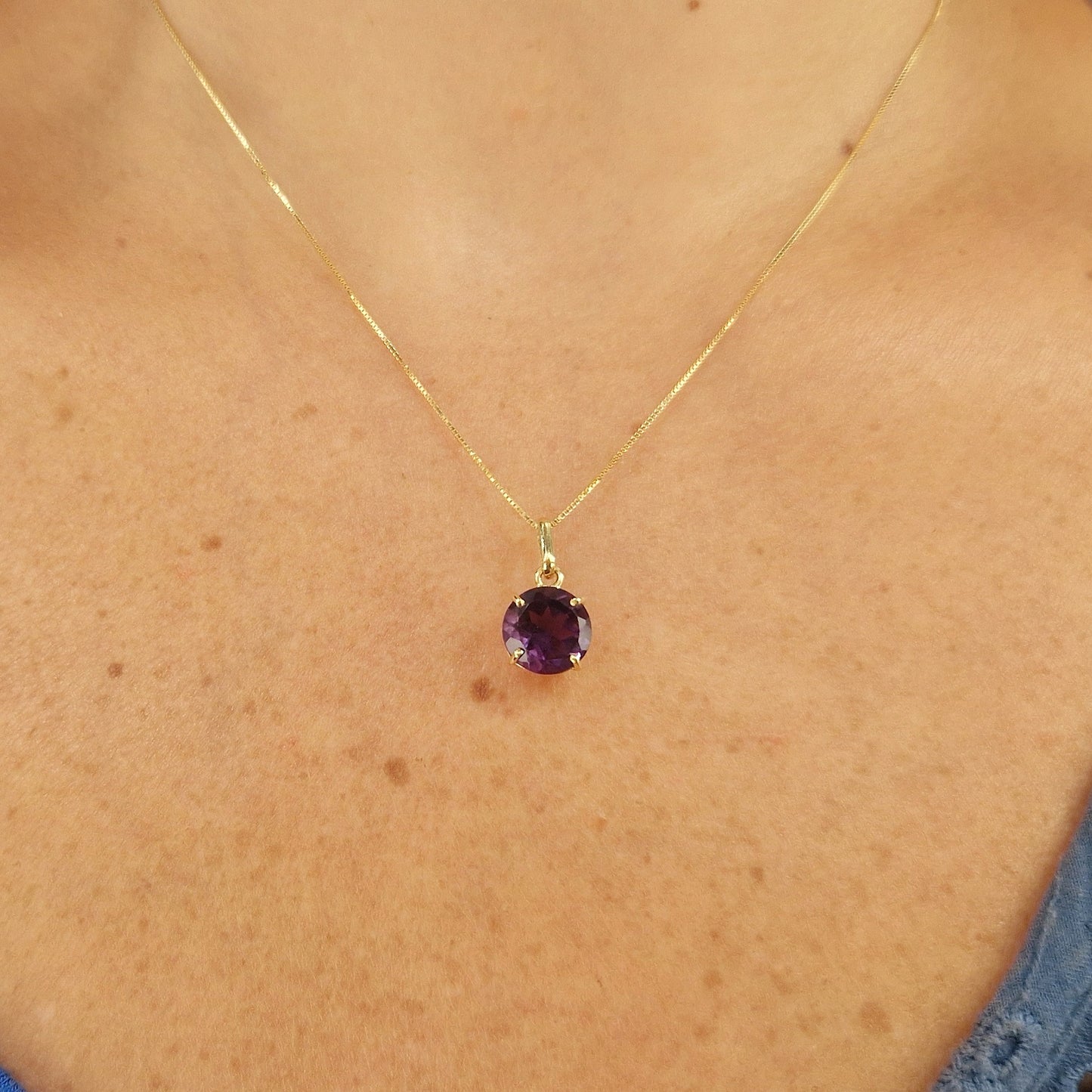 Collana con ametista in oro giallo 18 kt