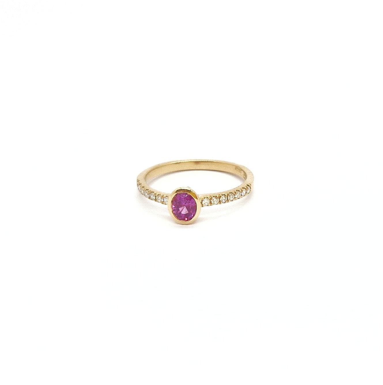 Anello con tormalina rubellite, diamanti e oro giallo 18 kt