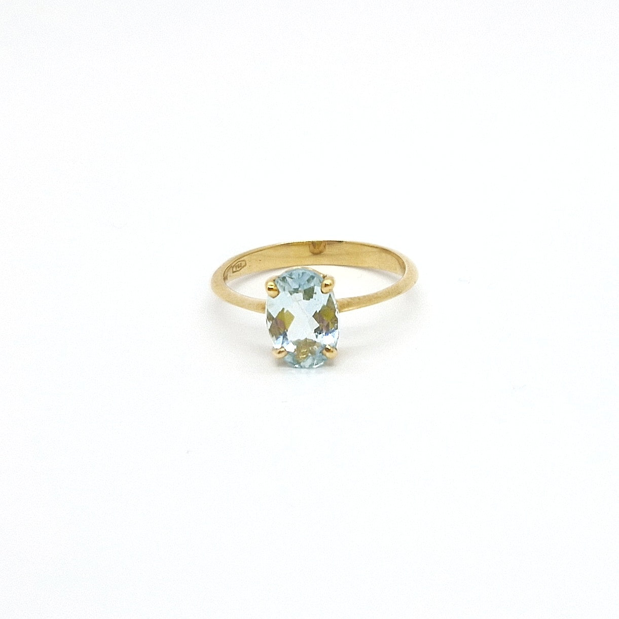 Anello con acquamarina in oro giallo 18 kt
