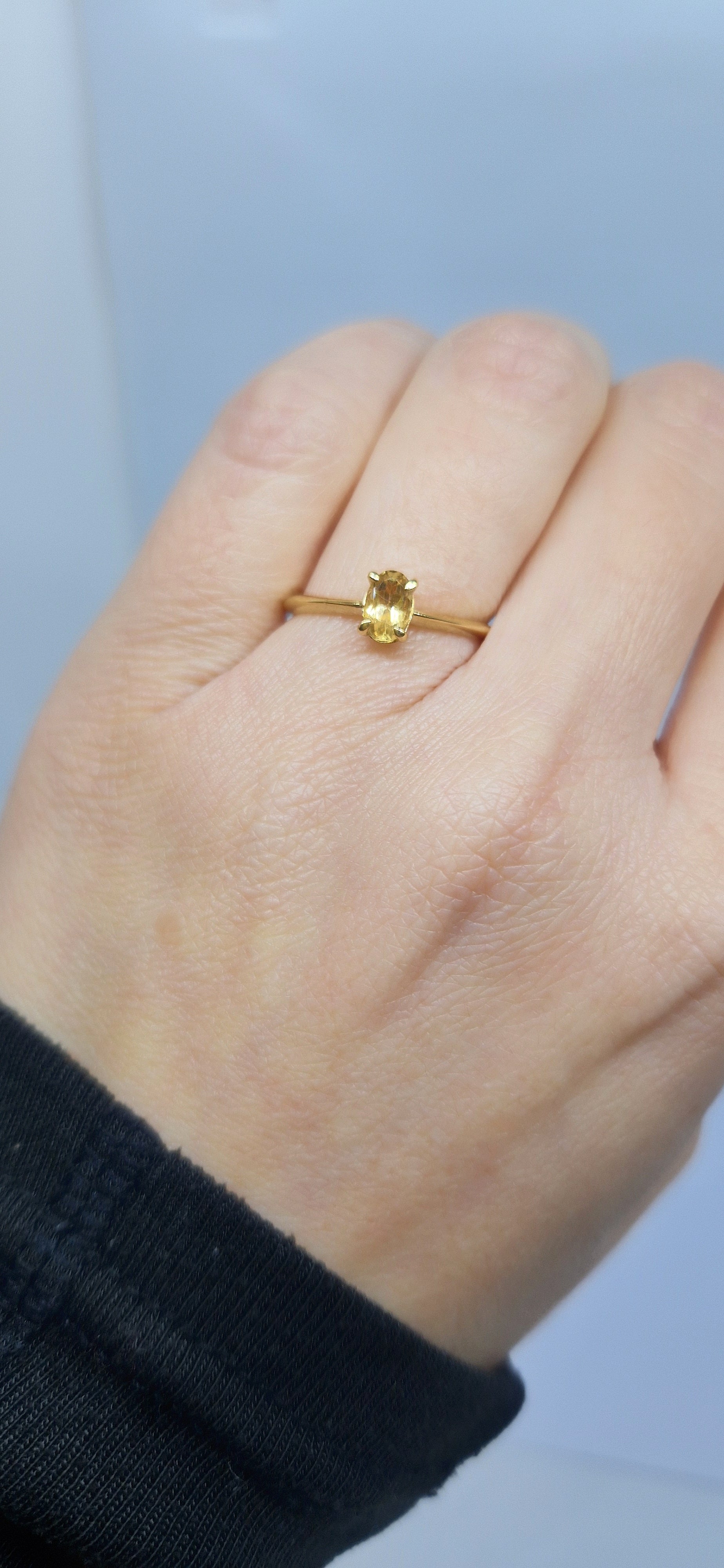 Anello con quarzo citrino in oro giallo 18 kt
