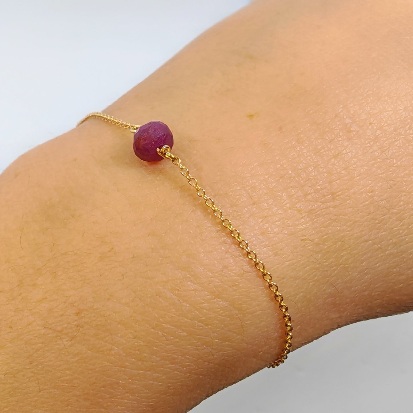 Bracciale in oro giallo 18 kt con rubino