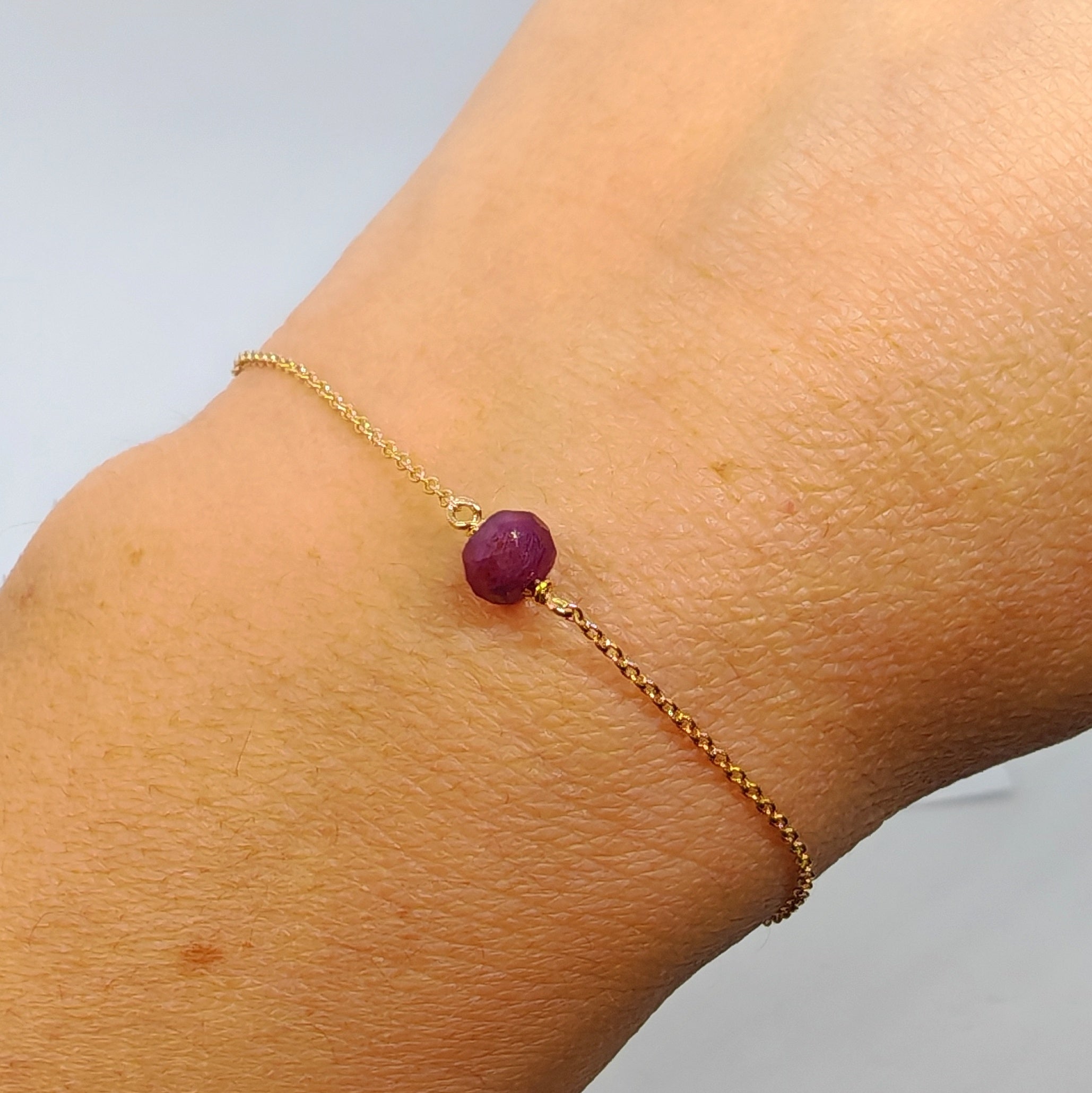 Bracciale in oro giallo 18 kt con rubino