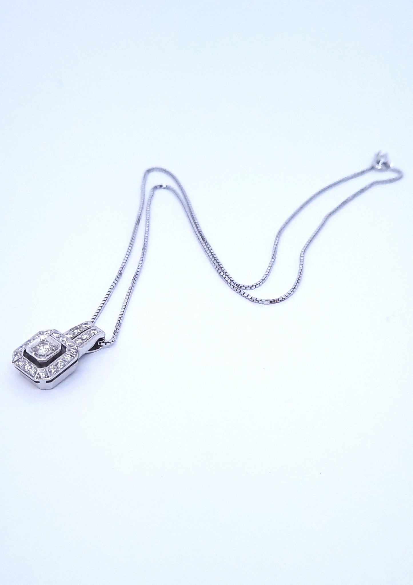 Collana con diamanti in oro bianco 18 kt COD 1