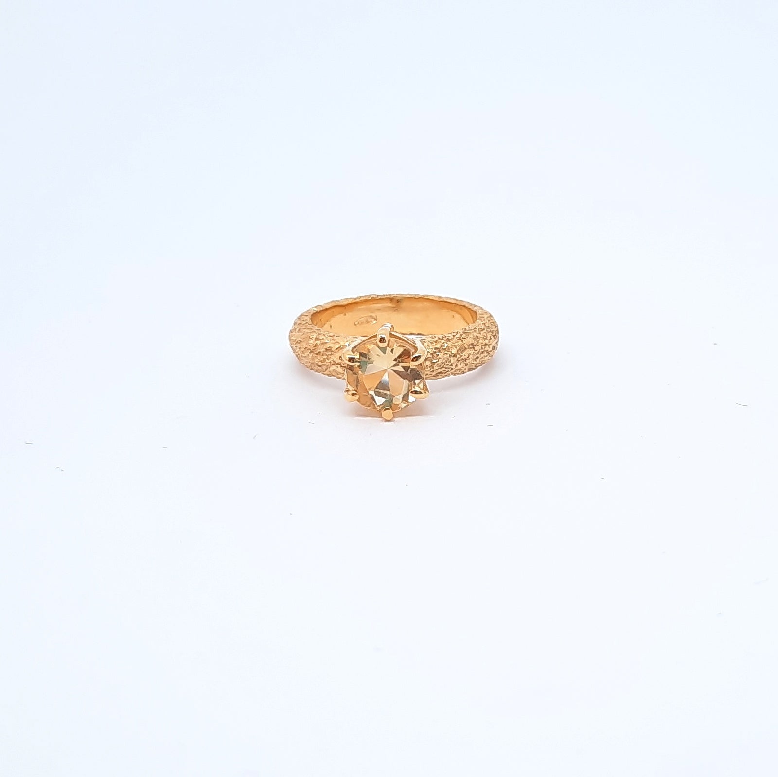 Anello con quarzo citrino in argento 925 dorato